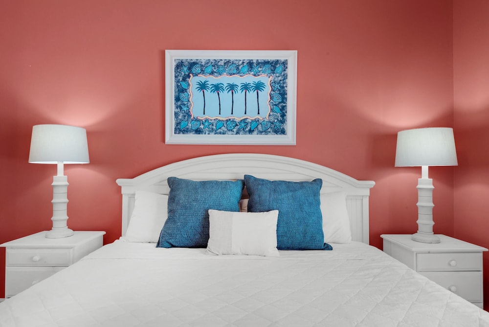 Fishers - carbon neutral hotel in Panama City Beach