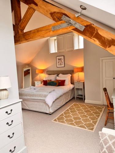 Luxury Barn with sauna near York welcoming families friends groups