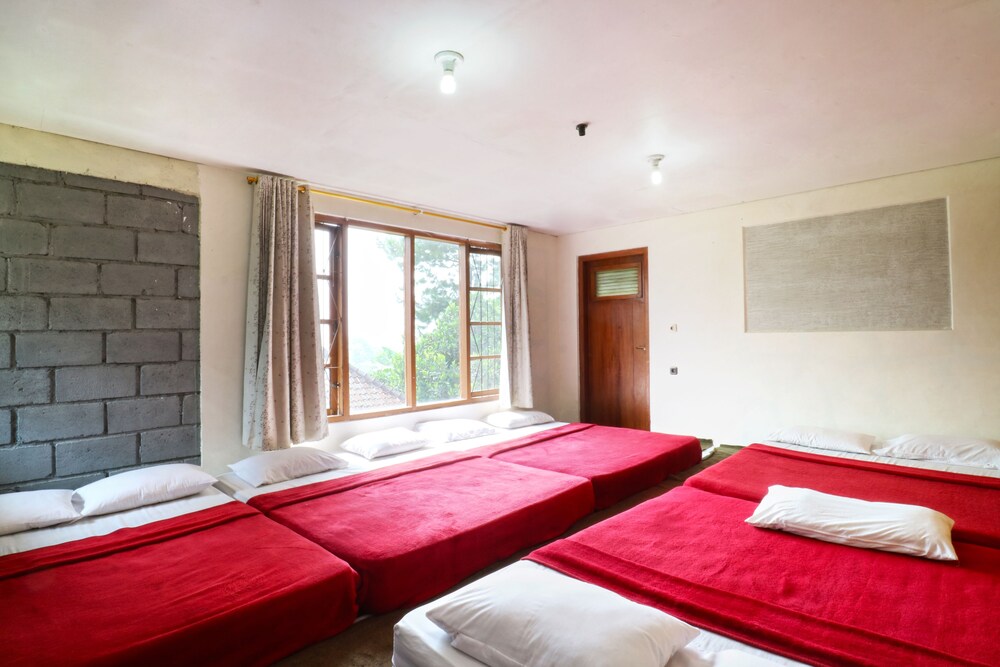 Pondok Buah Sinuan in Lembang, Indonesia