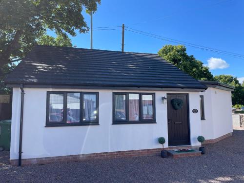 Blackberry Cottage — 4-Star Luxury Hotel in Cardiff, United Kingdom