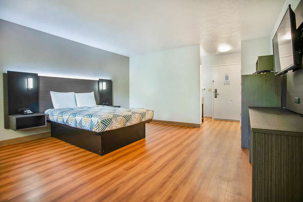 Motel 6 Gresham OR Portland - photo 16