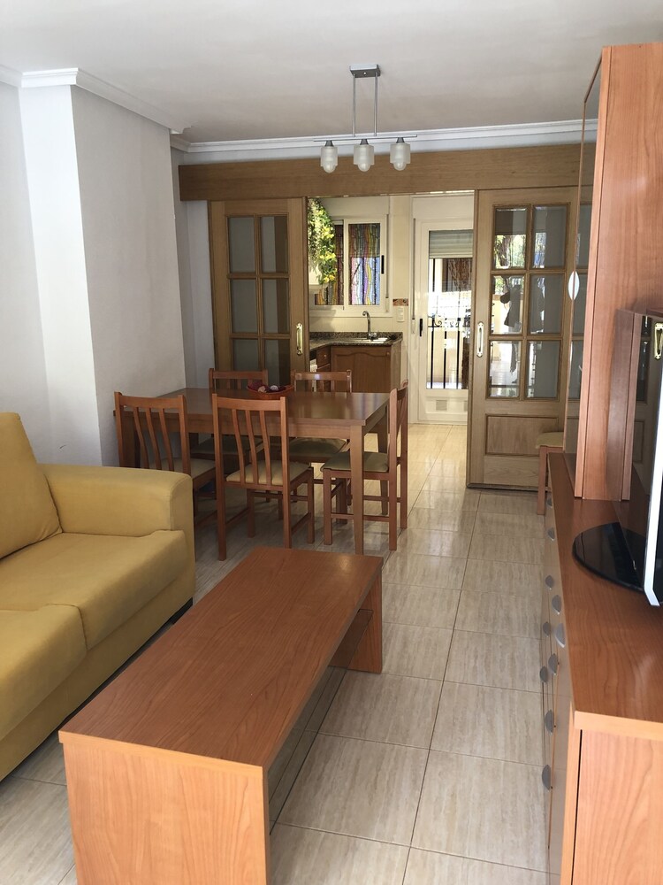 Acv costa caribe I 2 l nea planta baja sur in Oropesa Del Mar, Spain