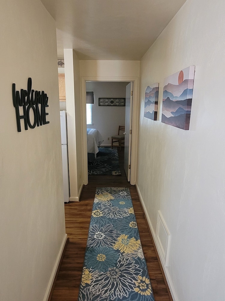Affordable Corporate Suites Lanford - photo 11