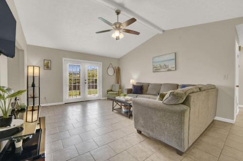 Modern Getaway North of Panama City Beach in Panama, United States