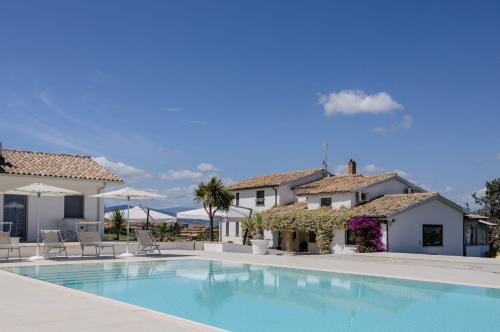 Villaggio Cristina — 4-Star Luxury Hotel in Monteodorisio, Italy