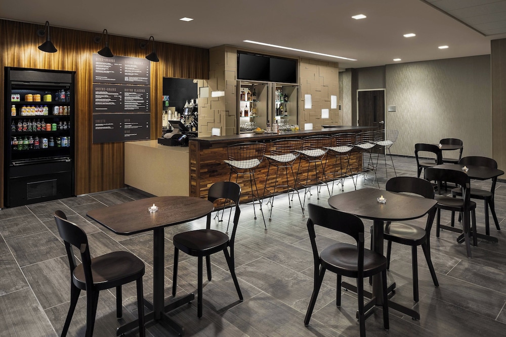 Courtyard By Marriott Seattle Northgate - photo 27