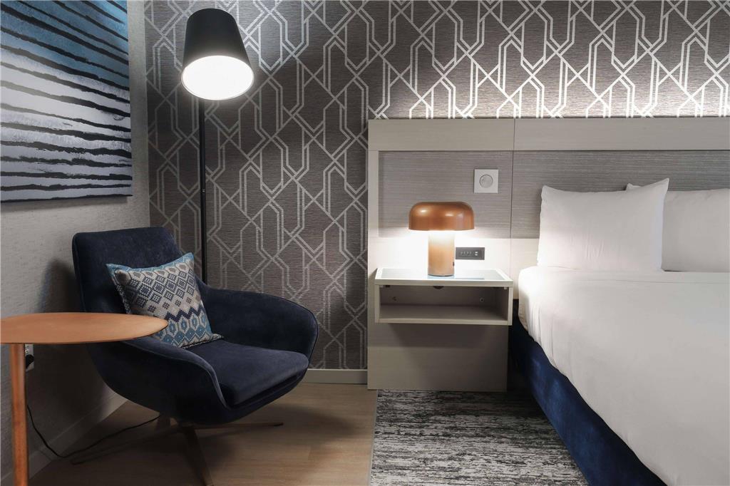 Radisson Plaza Hotel at Kalamazoo Center - photo 58