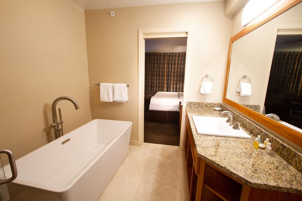 Mirabeau Park Hotel & Convention Center - photo 34