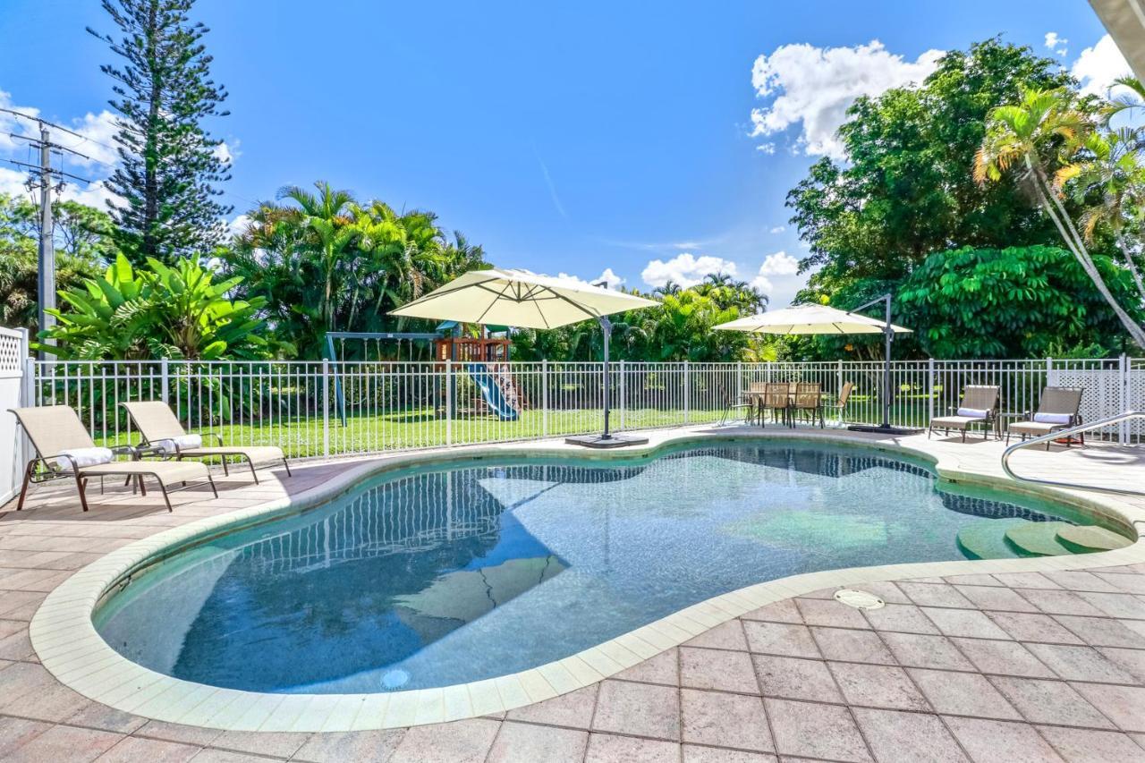 Comfortably Chic Pool Home Retreat — 4-Star Luxury Hotel in Naples, United States