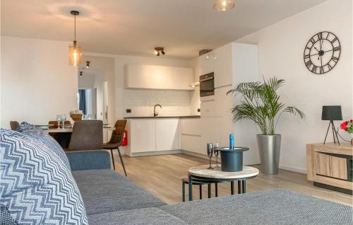 Amazing Apartment In Oostende With Wifi — 4-Star Luxury Hotel in Ostend, Belgium