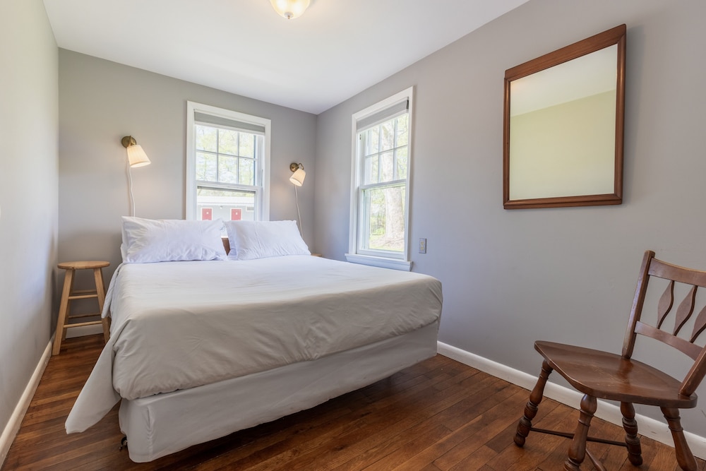 The Grayhaven Motel - photo 18