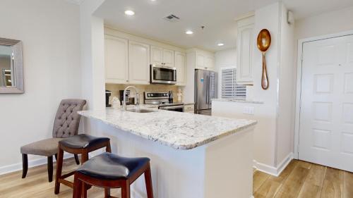 Beach Manor 0908 - photo 45