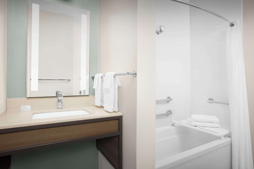 Hilton Garden Inn Granbury - photo 26