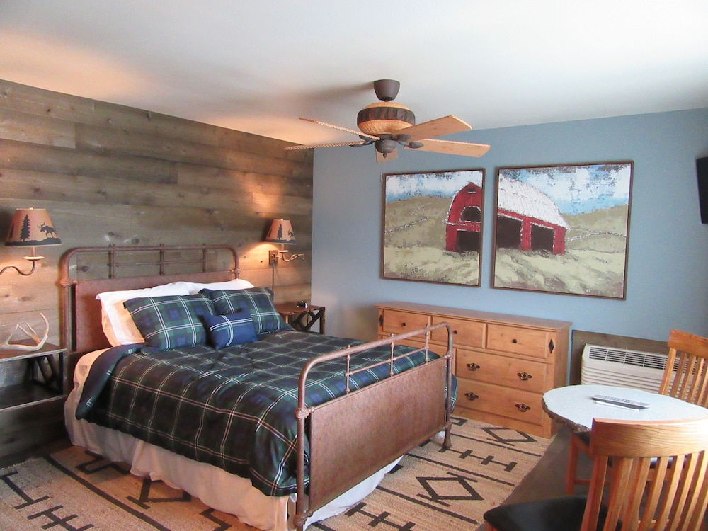 Big Bear Motel - photo 7