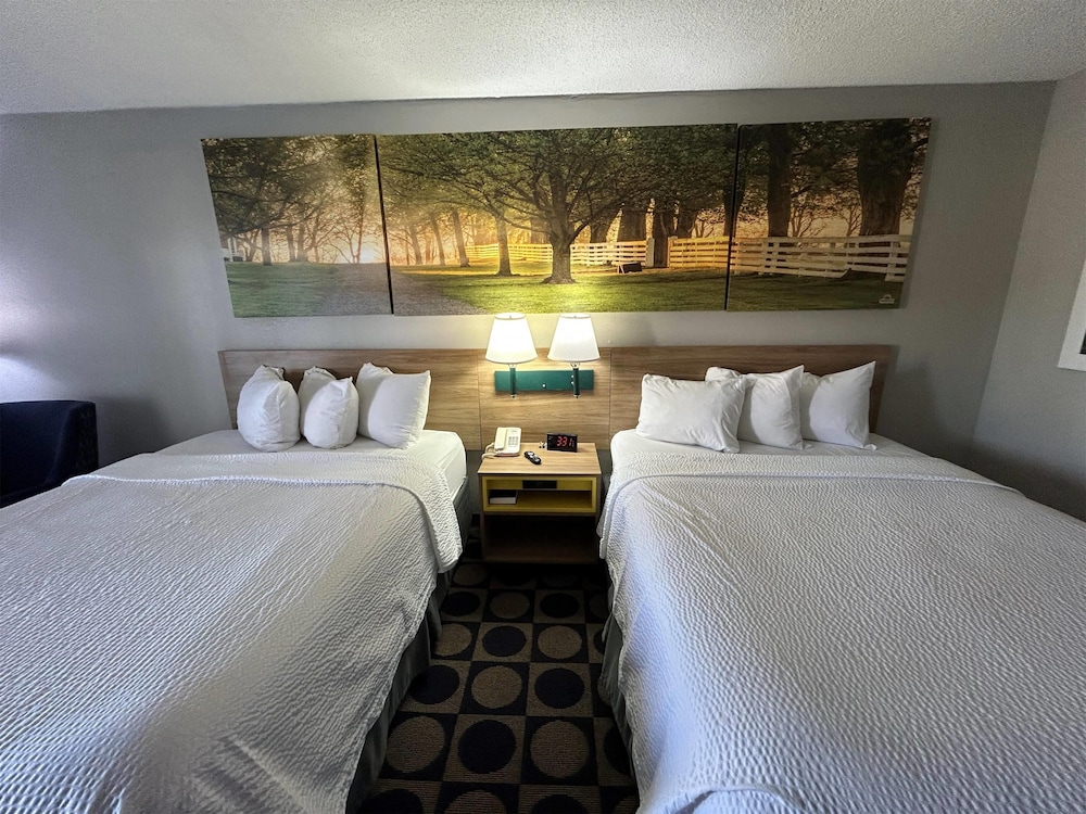 Days Inn by Wyndham Byron - photo 13