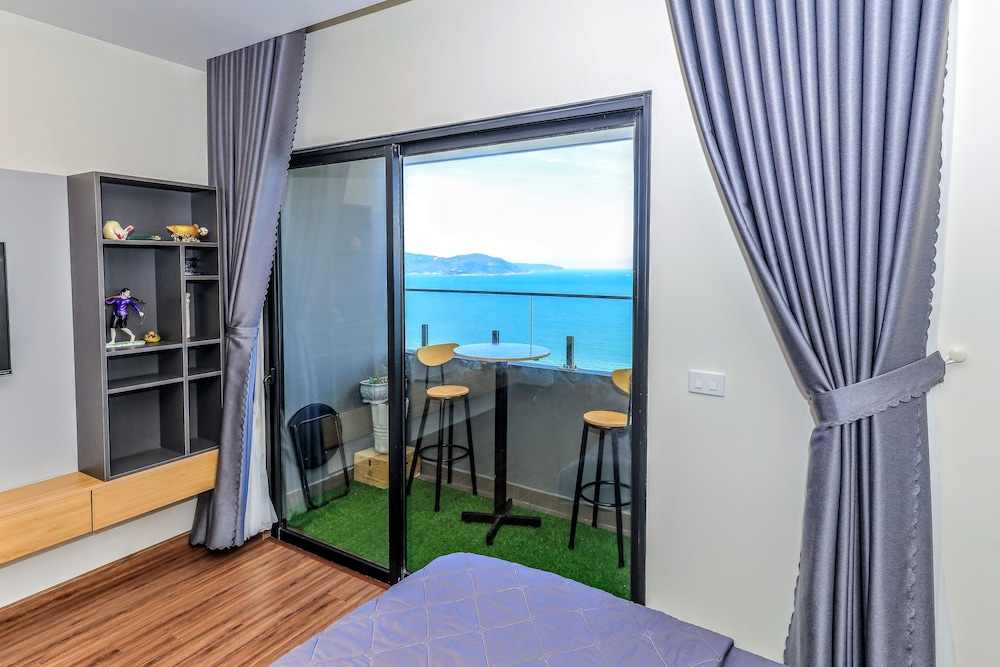 Sông Suối FLC Seatower Seaview apartment — 4-Star Luxury Hotel in Qui Nhon, Vietnam