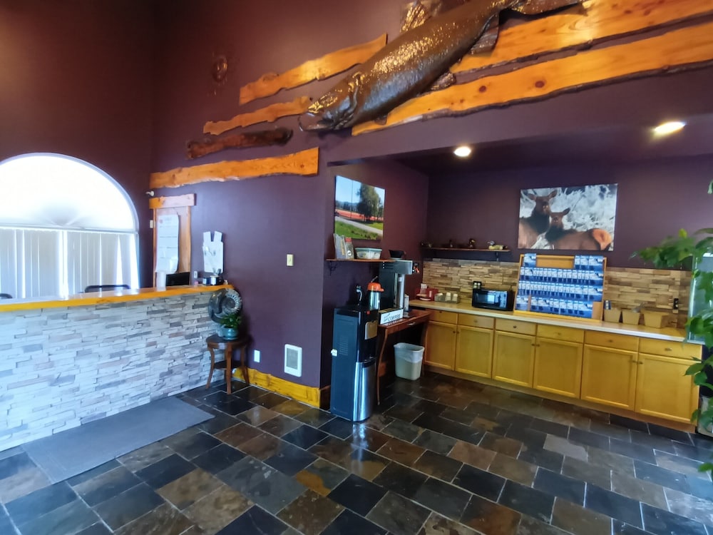 Packwood Lodge - photo 3