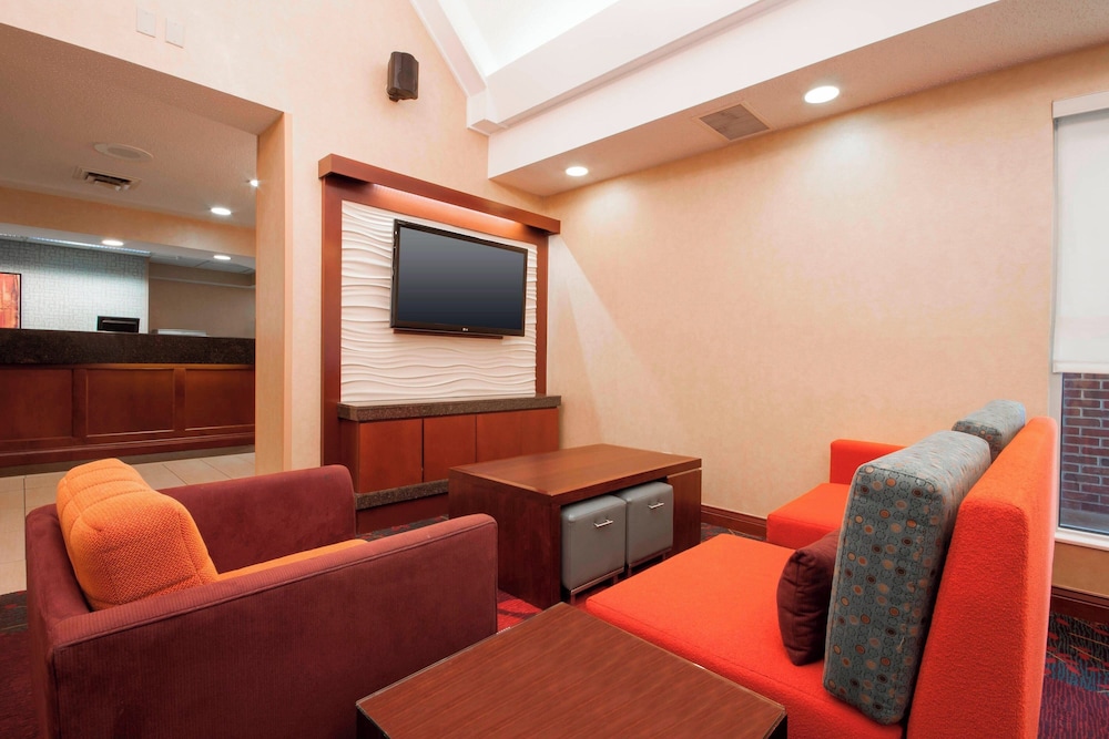 Residence Inn by Marriott Davenport - photo 2