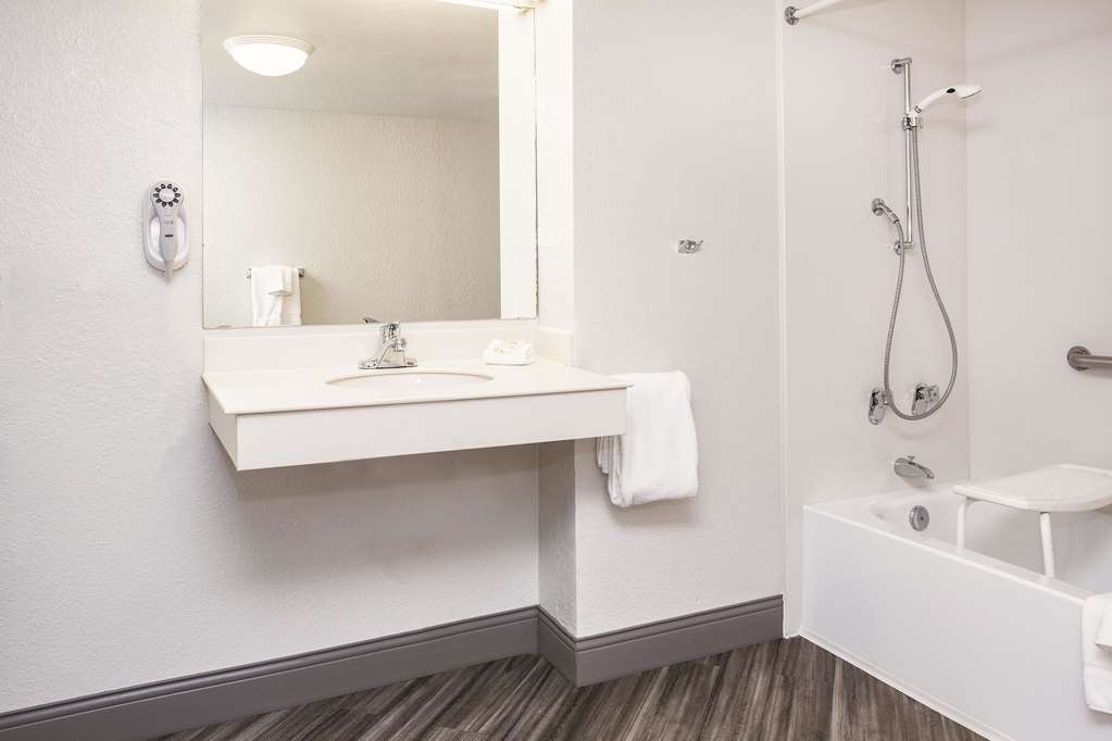 La Quinta Inn by Wyndham Denver Westminster - photo 24
