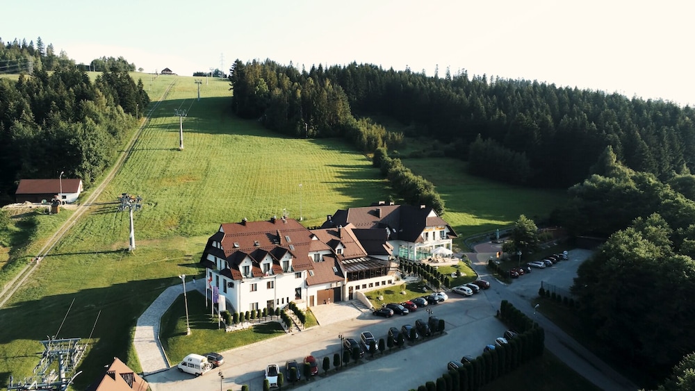 Kompleks Beskid Spytkowice — hotel in Spytkowice