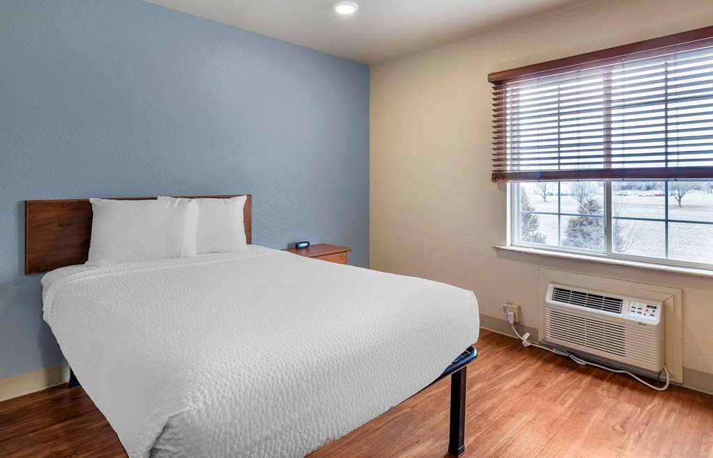 Extended Stay America Select Suites Wichita North - photo 17