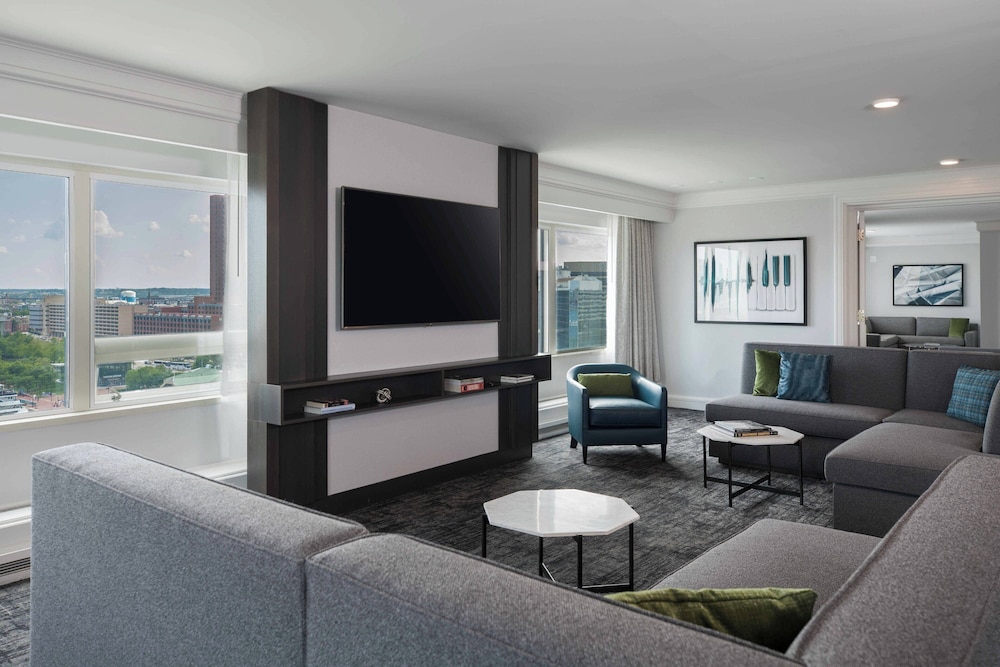 Renaissance Baltimore Harborplace Hotel - photo 28