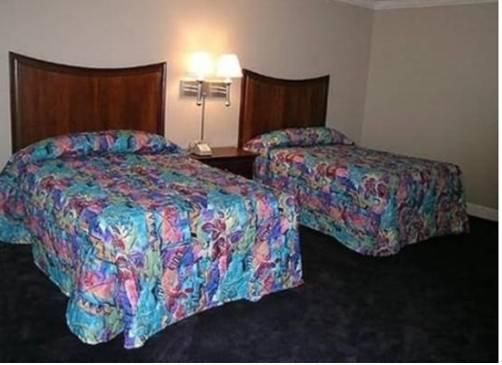 Barons Inn - photo 9