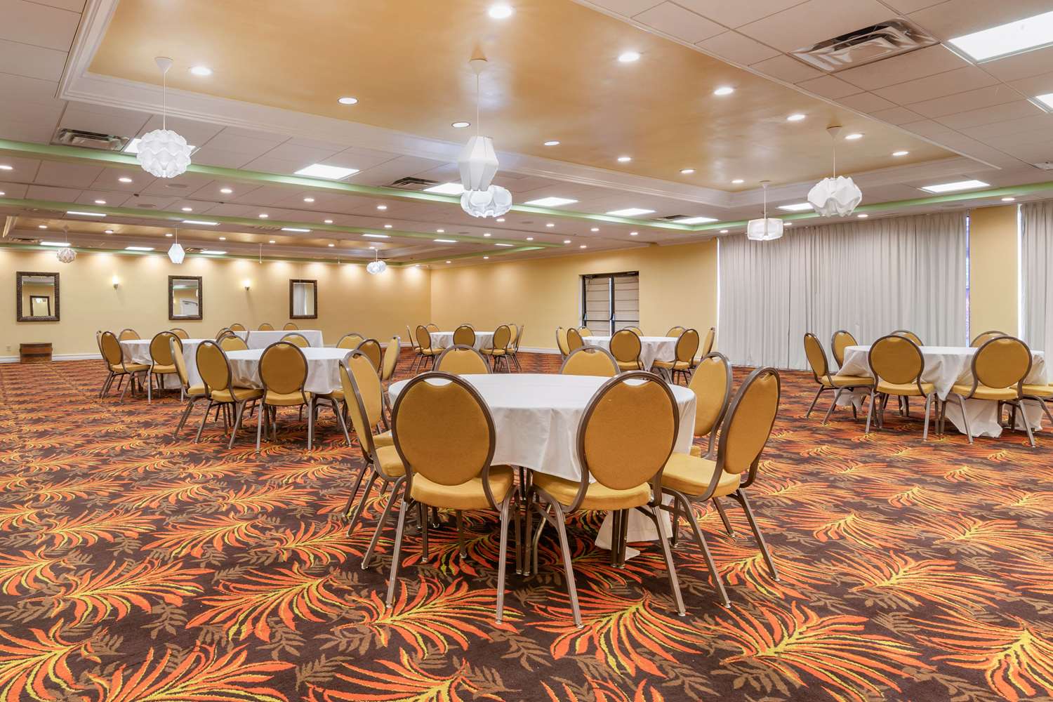 Clarion Inn Brunswick - photo 14