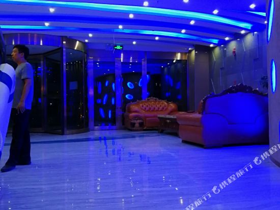 Dad Hotel — Urumqi — photo 4