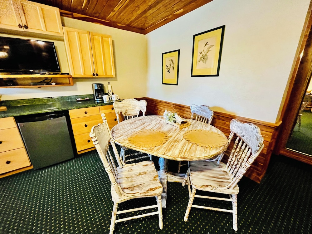 Bear Inn Retreat - photo 18