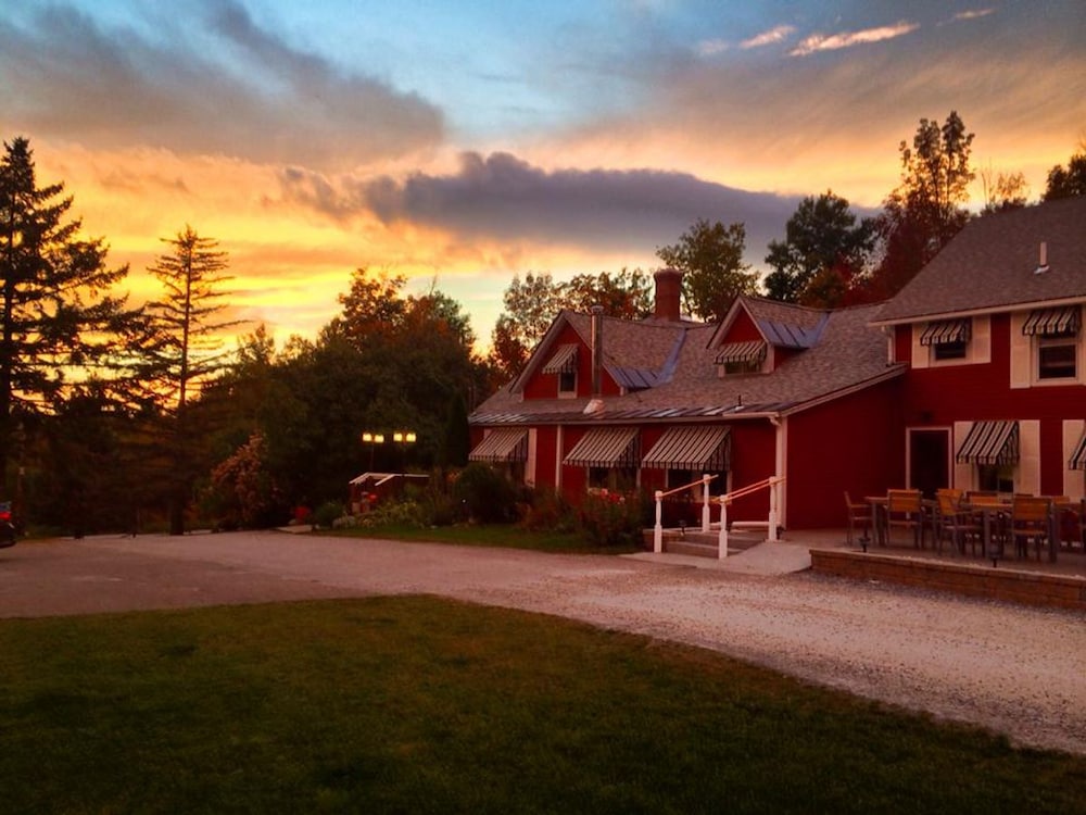 The Vermont Inn - photo 83
