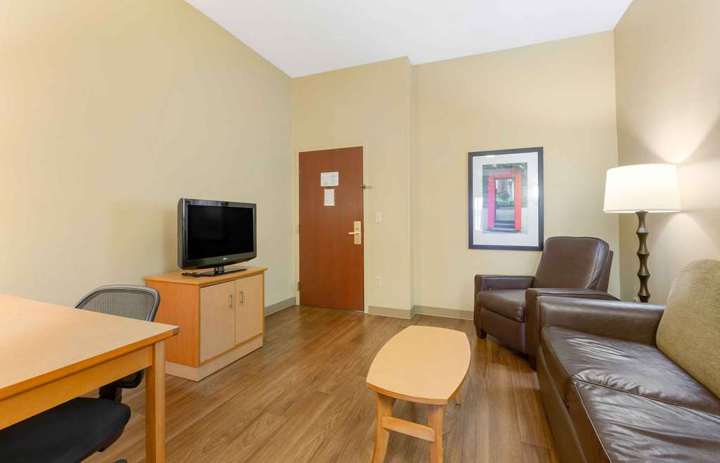 Extended Stay America Suites Findlay Tiffin Avenue - photo 8