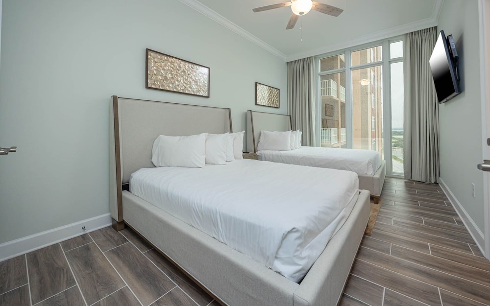 Phoenix Gulf Towers 1405 4 Bedroom Condo - photo 9