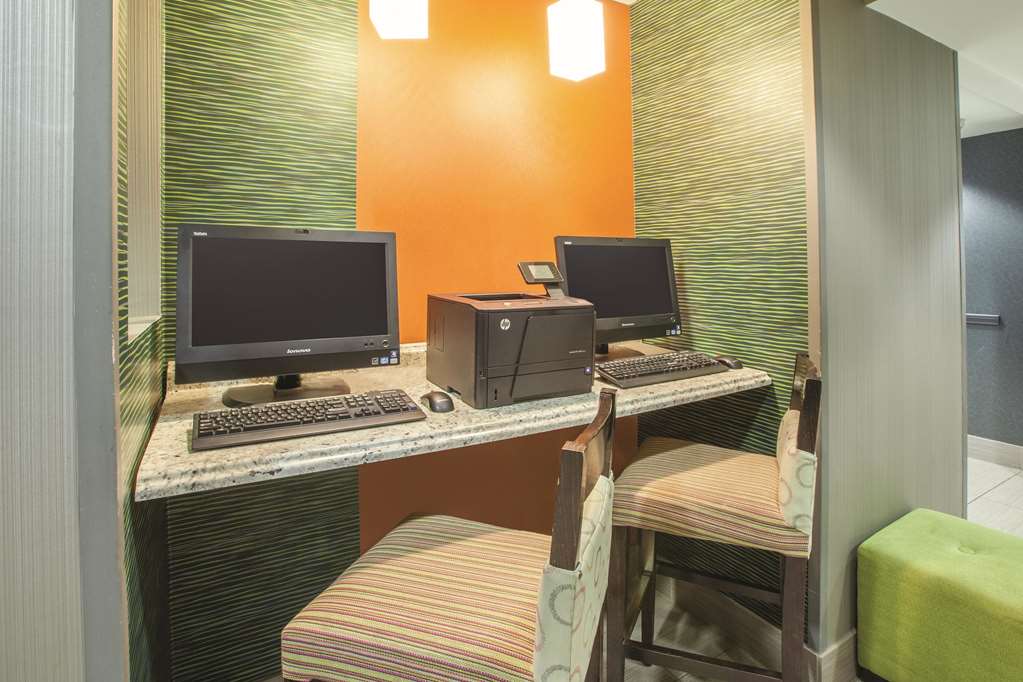La Quinta Inn & Suites by Wyndham Erie - photo 59