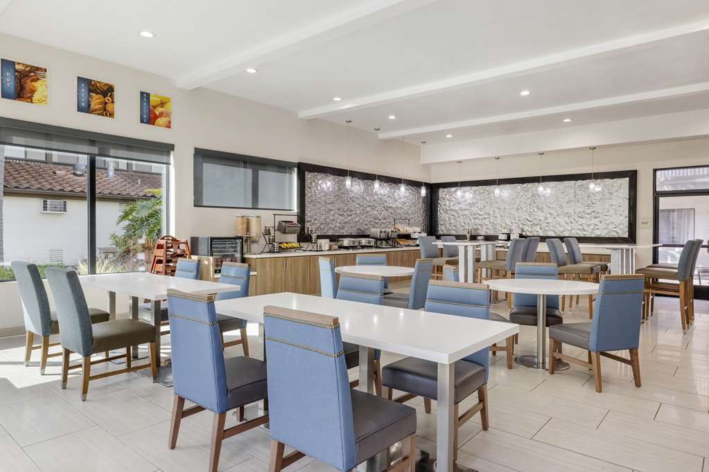 Best Western Carlsbad by the Sea - photo 5