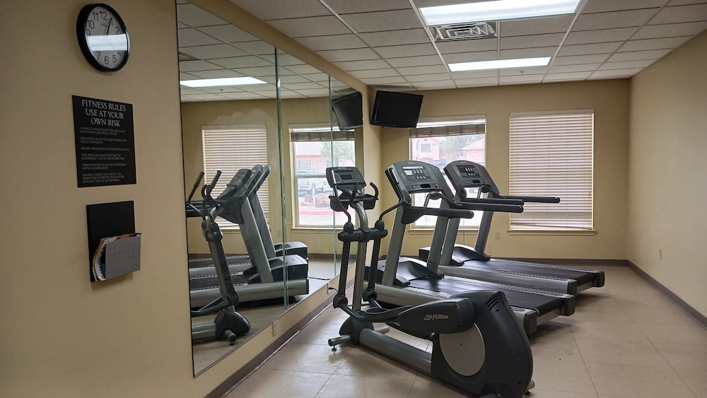 Red Roof Inn & Suites Midland - photo 14