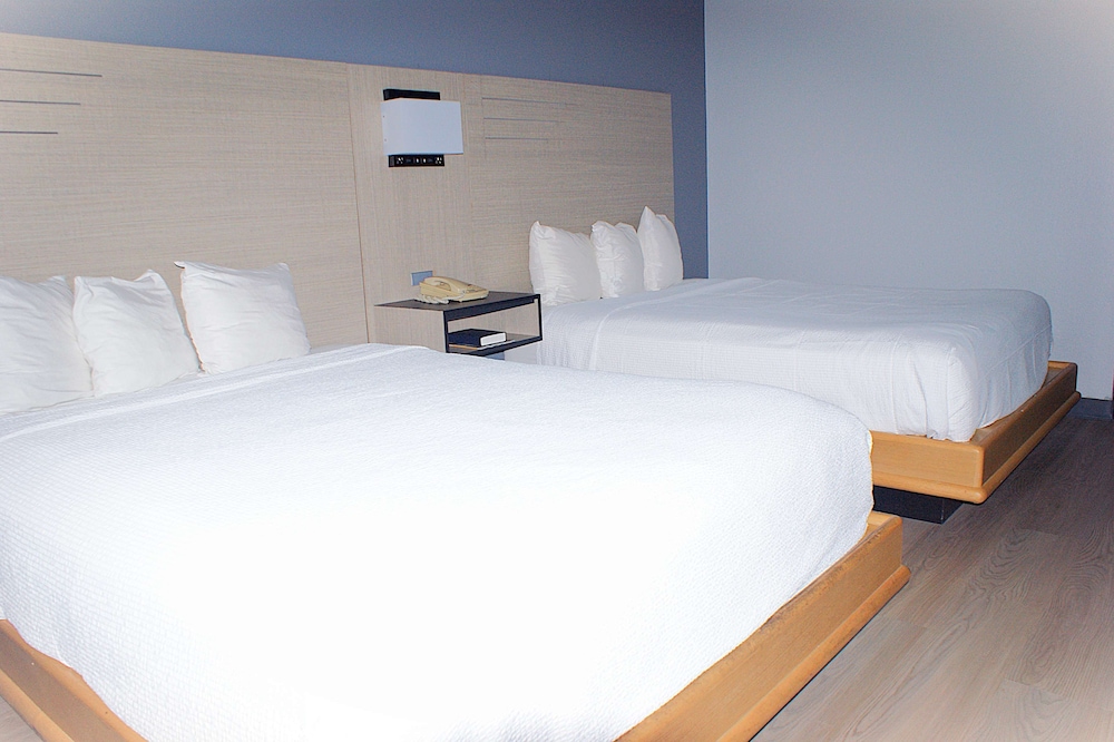 Sonesta Essential Van Buren Fort Smith - photo 12