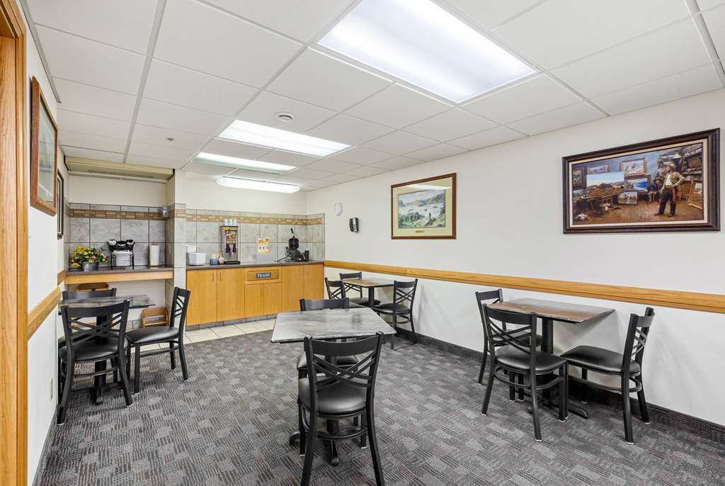 Days Inn by Wyndham Great Falls - photo 28