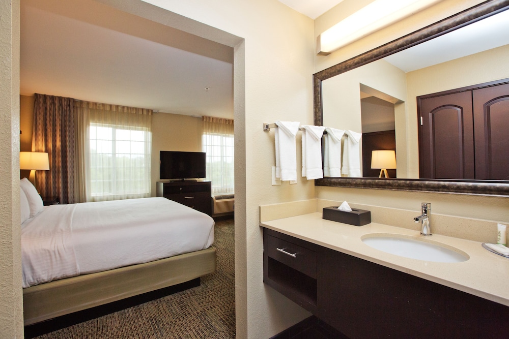 Staybridge Suites Austin South Interstate Hwy 35 by IHG - photo 23