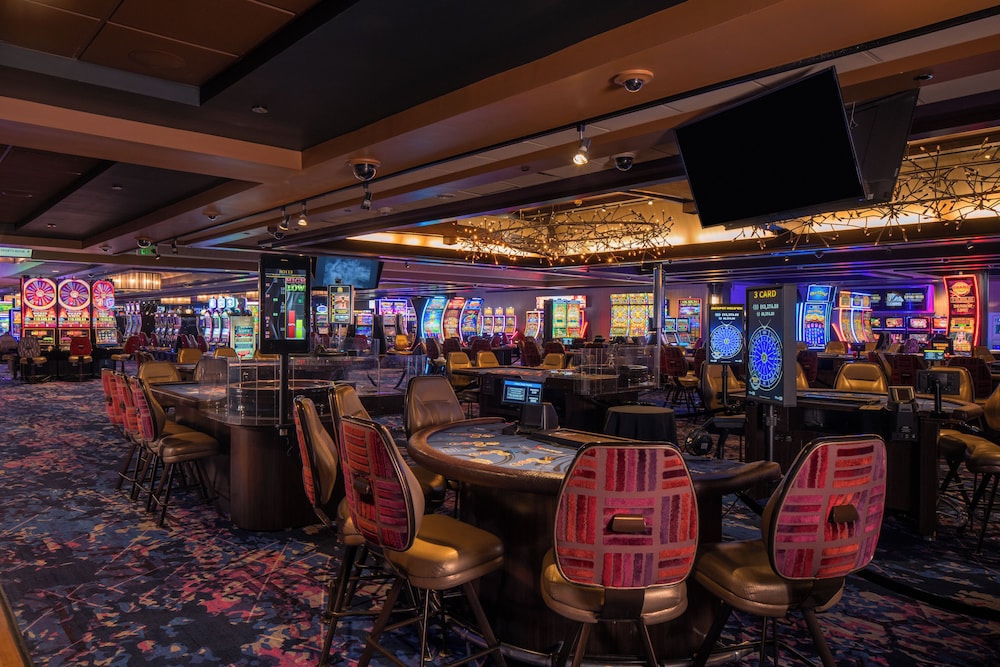 Golden Nugget Hotel & Casino Lake Tahoe - photo 20