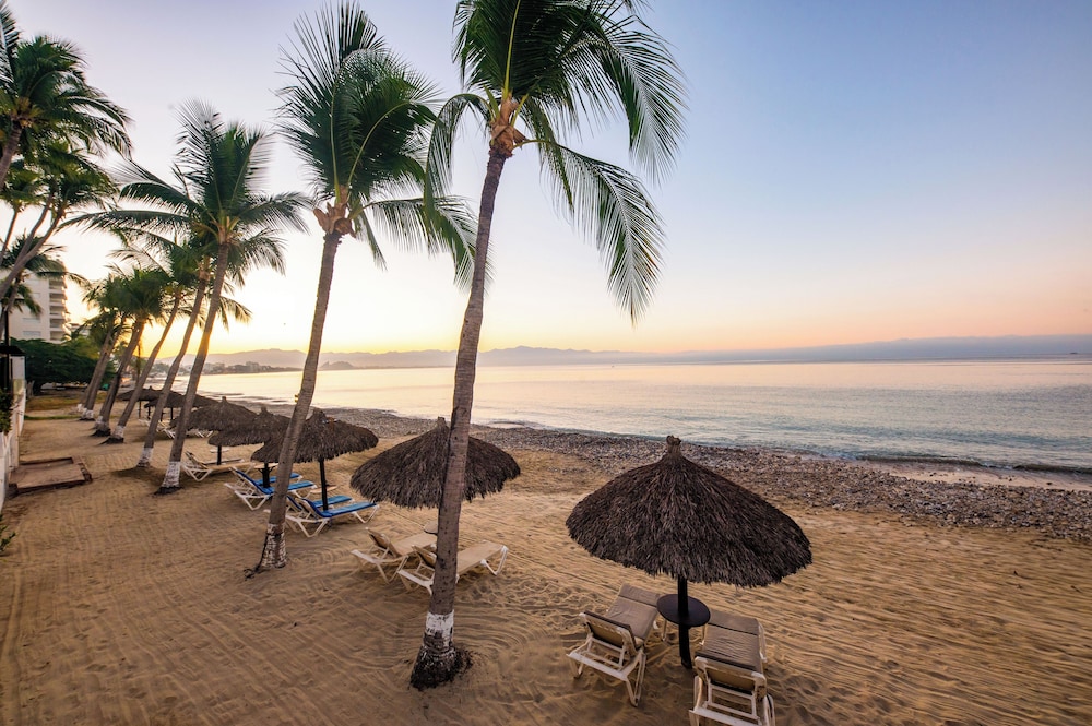 Vista Vallarta All Suites on the Beach