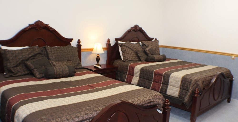 Zion's Most Wanted Hotel - photo 10