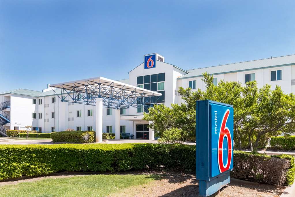 Motel 6 Irving TX DFW Airport North - featured photo