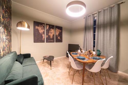 Loggia Delle Mercanzie — 4-Star Luxury Hotel in Brescia, Italy