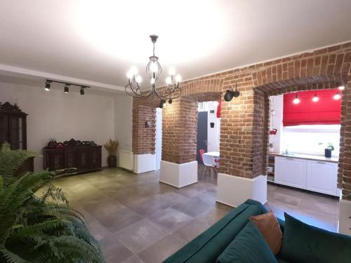 Matisse apartment in old Tbilisi
