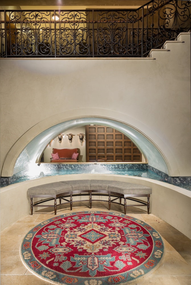 Hotel Valencia Riverwalk - photo 8
