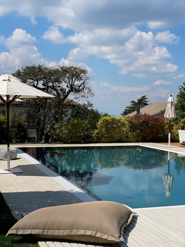 Corte Gondina boutique hotel - carbon neutral hotel in La Morra