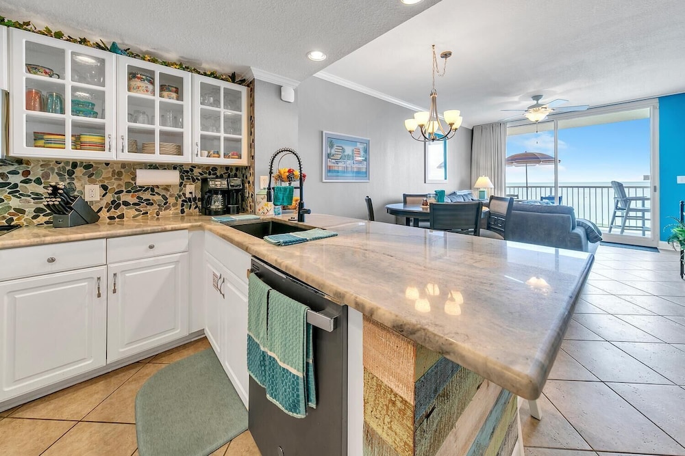 Majestic Beach Towers 2 404 - photo 58