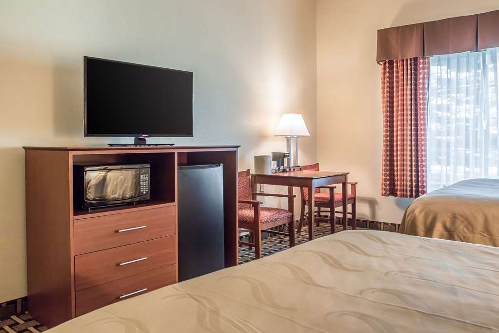 Quality Inn & Suites East Troy I 43 - photo 16