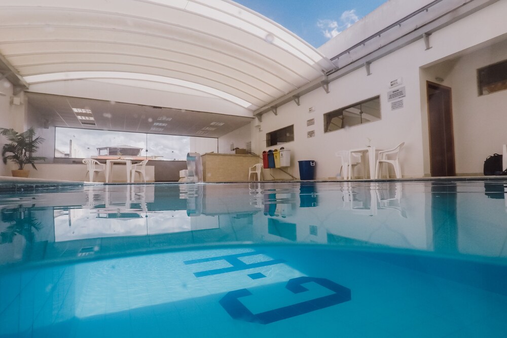 Alzira Granada Hotel — Sao Lourenco